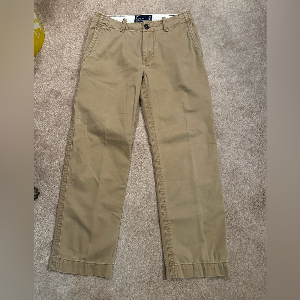 American Eagle Outfitters Size 29/30. Excellent used condition.